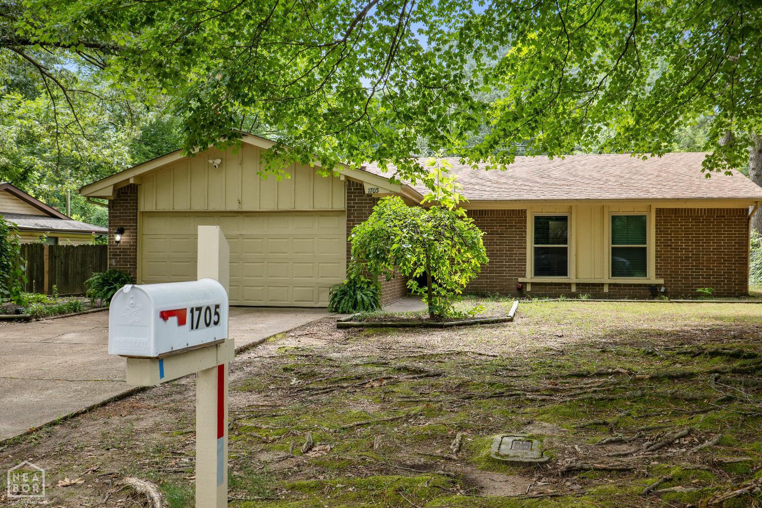 Property Photo: 1705 Rich Road AR 72401
