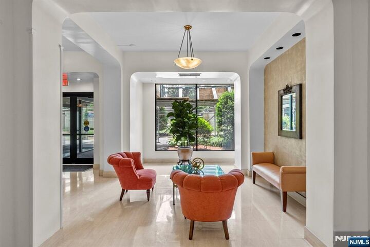 Property Photo:  555 North Avenue 23G  NJ 07024 