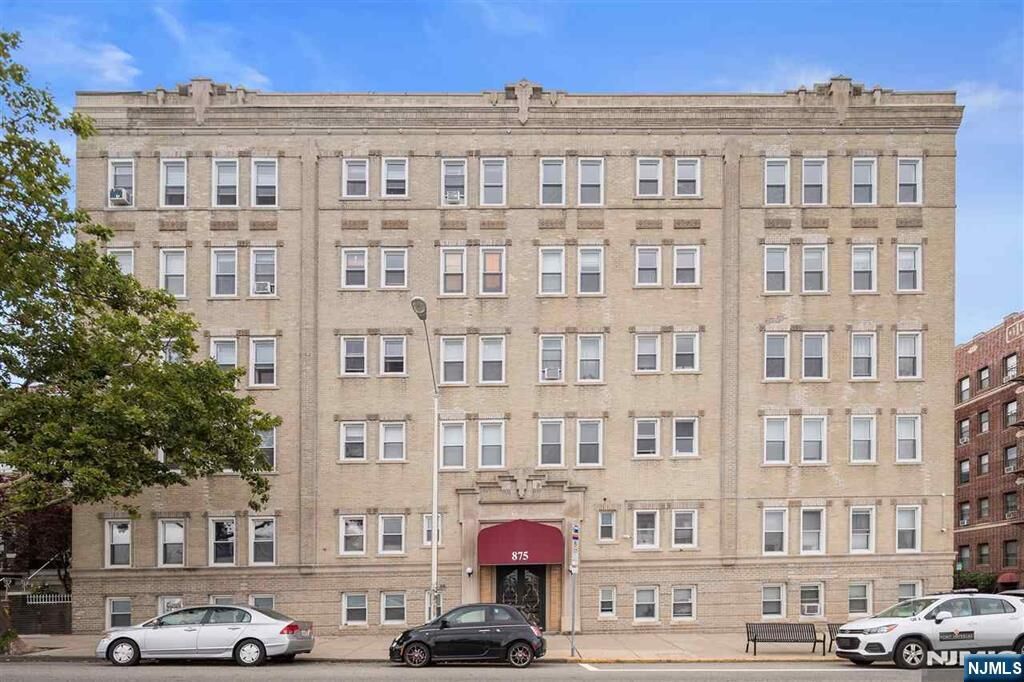 Property Photo:  875 Boulevard East Boulevard 17  NJ 07086 