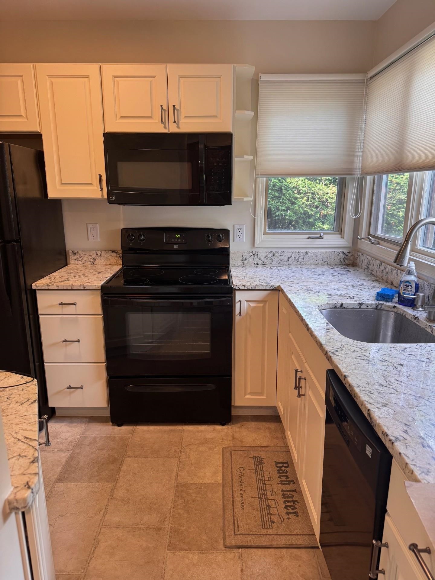 Property Photo: 17 Wrisley Court VT 05452
