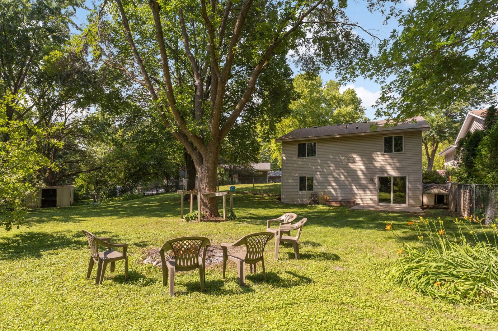 Property Photo:  1177 77th Street  MN 55386 