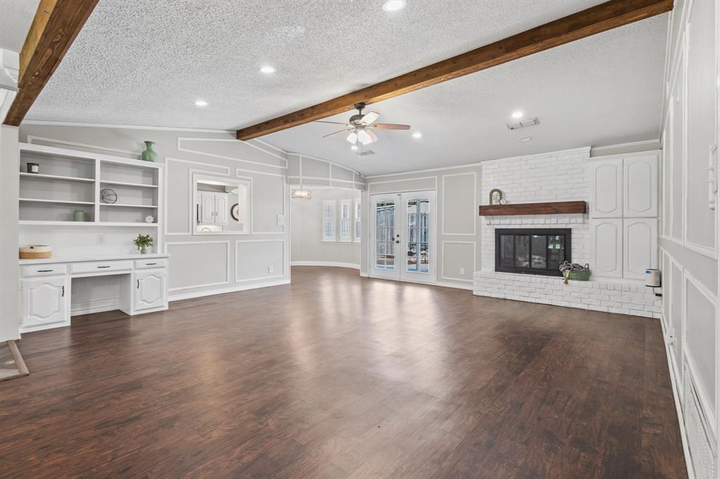 Property Photo:  715 Corinthian Place  TX 75137 