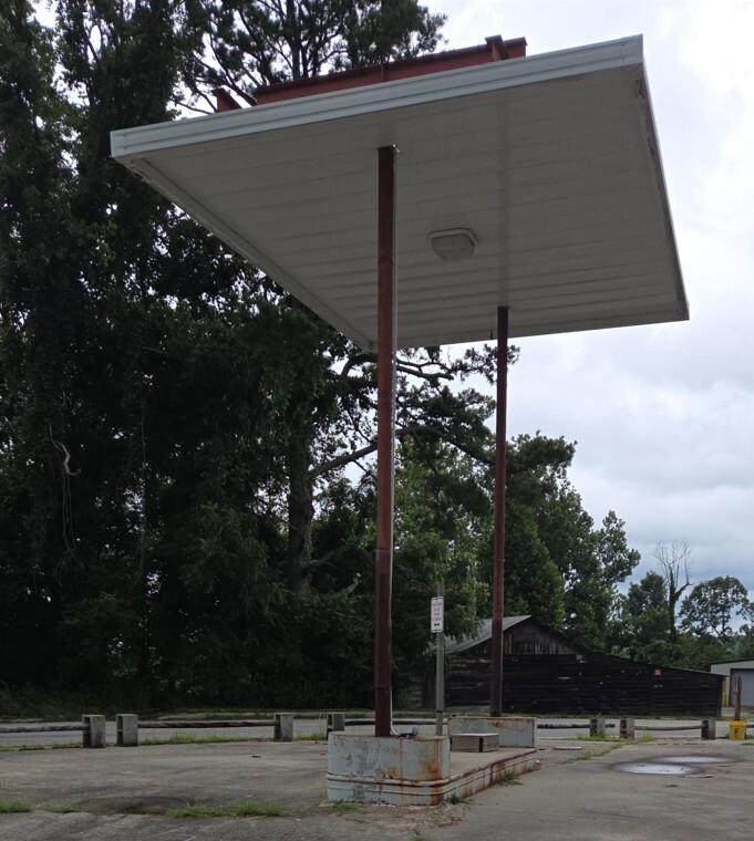 Property Photo:  21504 E Highway 12  AR 72756 
