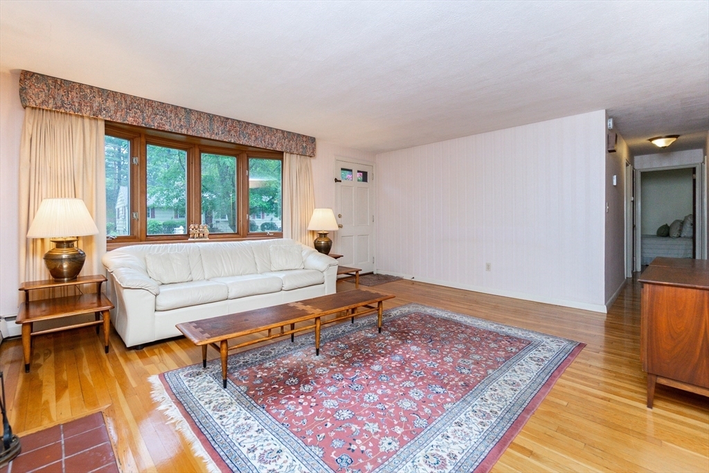 Property Photo:  3 Squanto Rd  MA 01960 
