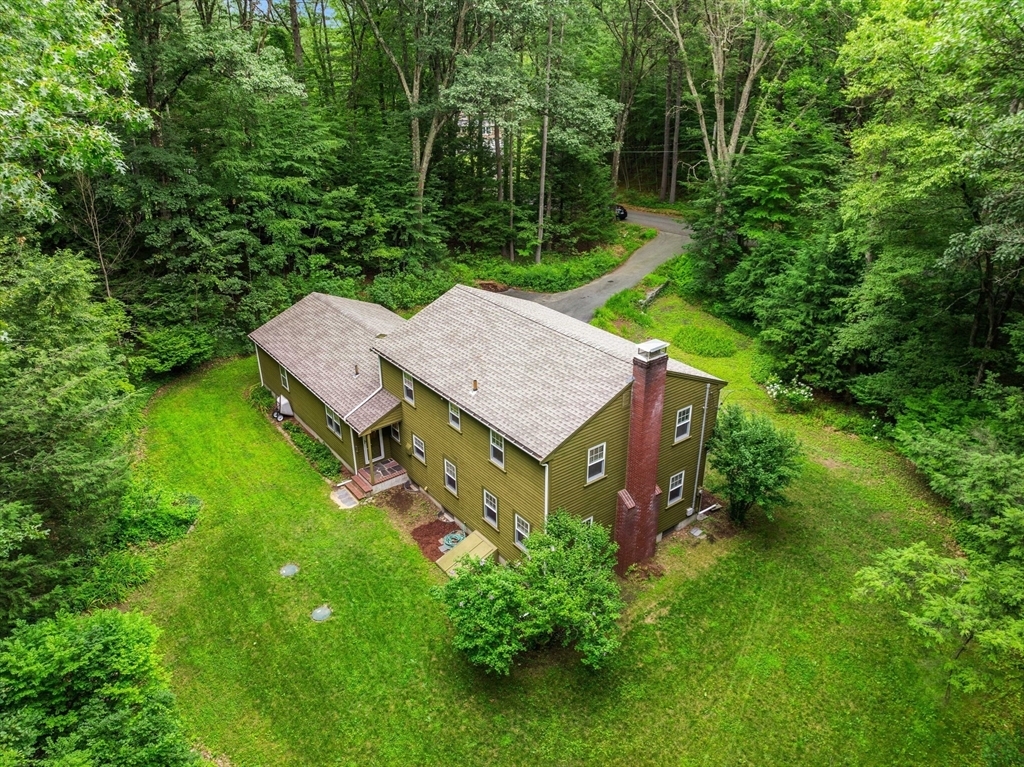 Property Photo: 83 Hemlock Park Dr MA 01450