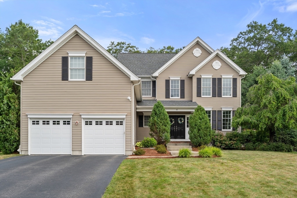 49 Hound Pack Circle  Walpole MA 02032 photo