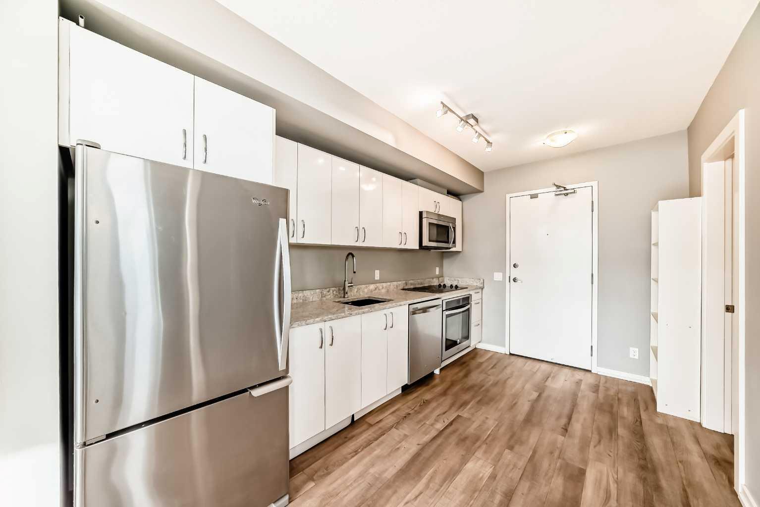 Property Photo: 450 8 Avenue SE 1101 AB T2G 1T2