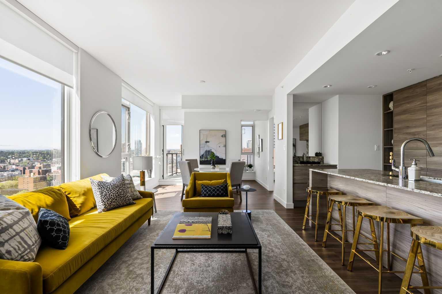 Property Photo: 310 12 Avenue SW 1908 AB T2R 1B5