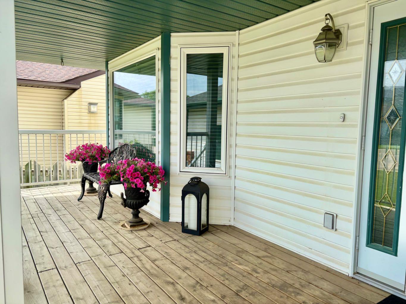 Property Photo: 5924 58 Street AB T4T 1J2