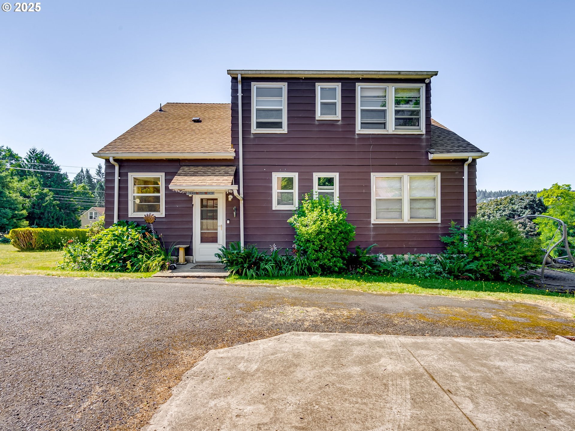 Property Photo: 4325 NE Franklin St WA 98607