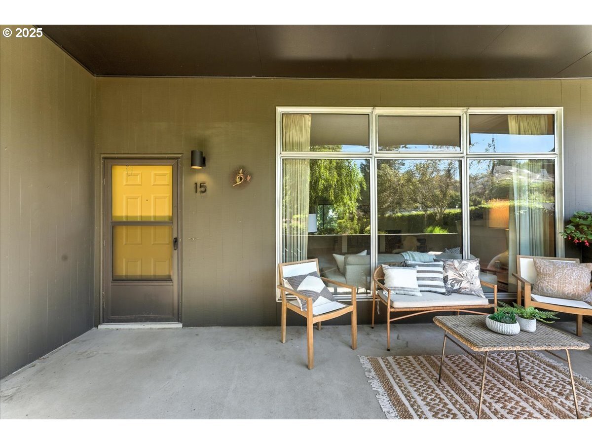 Property Photo: 5225 SW Oleson Rd 15 OR 97225