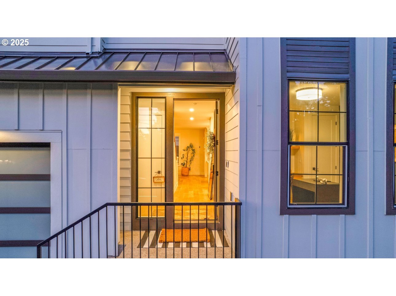 Property Photo:  9310 SW 52nd Ave  OR 97219 