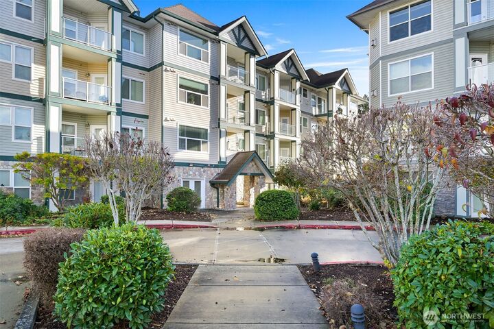 259 W Bakerview Road C102  Bellingham WA 98226 photo