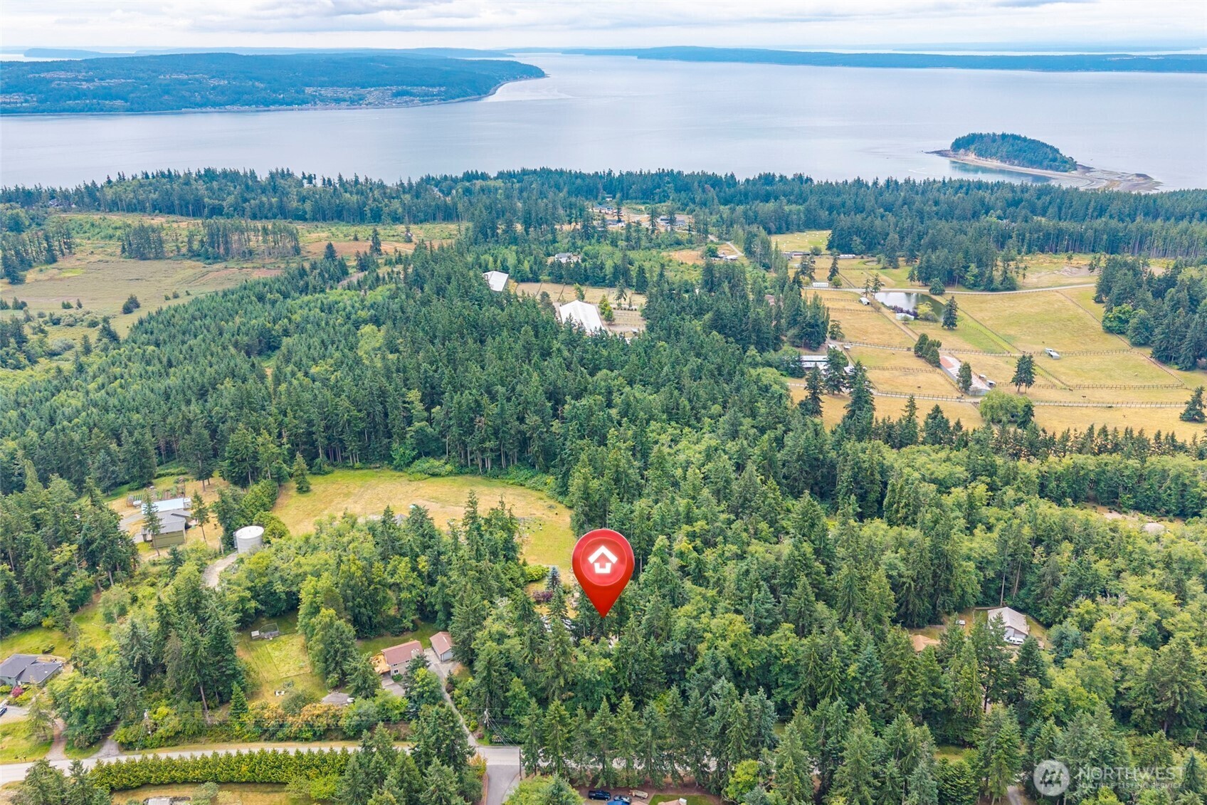 Property Photo: 1334 Eagle Ridge Road WA 98277