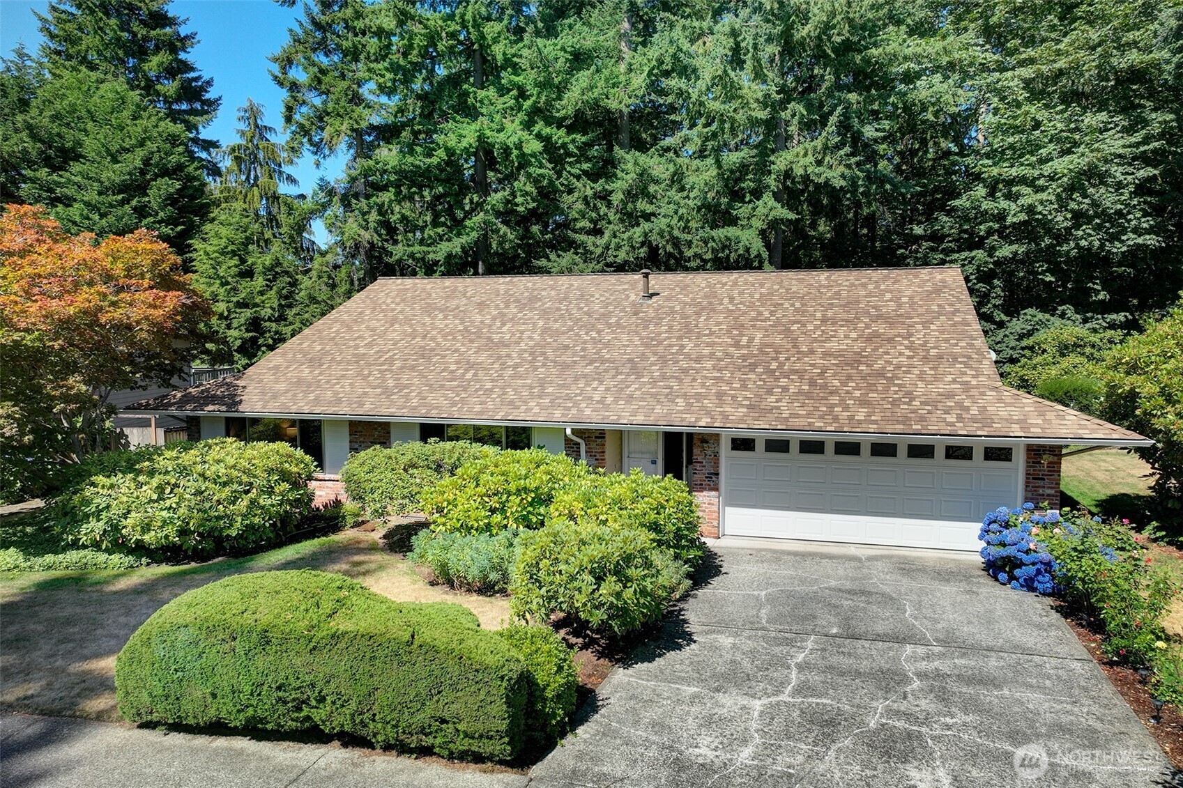14033  118th Avenue NE  Kirkland WA 98034 photo
