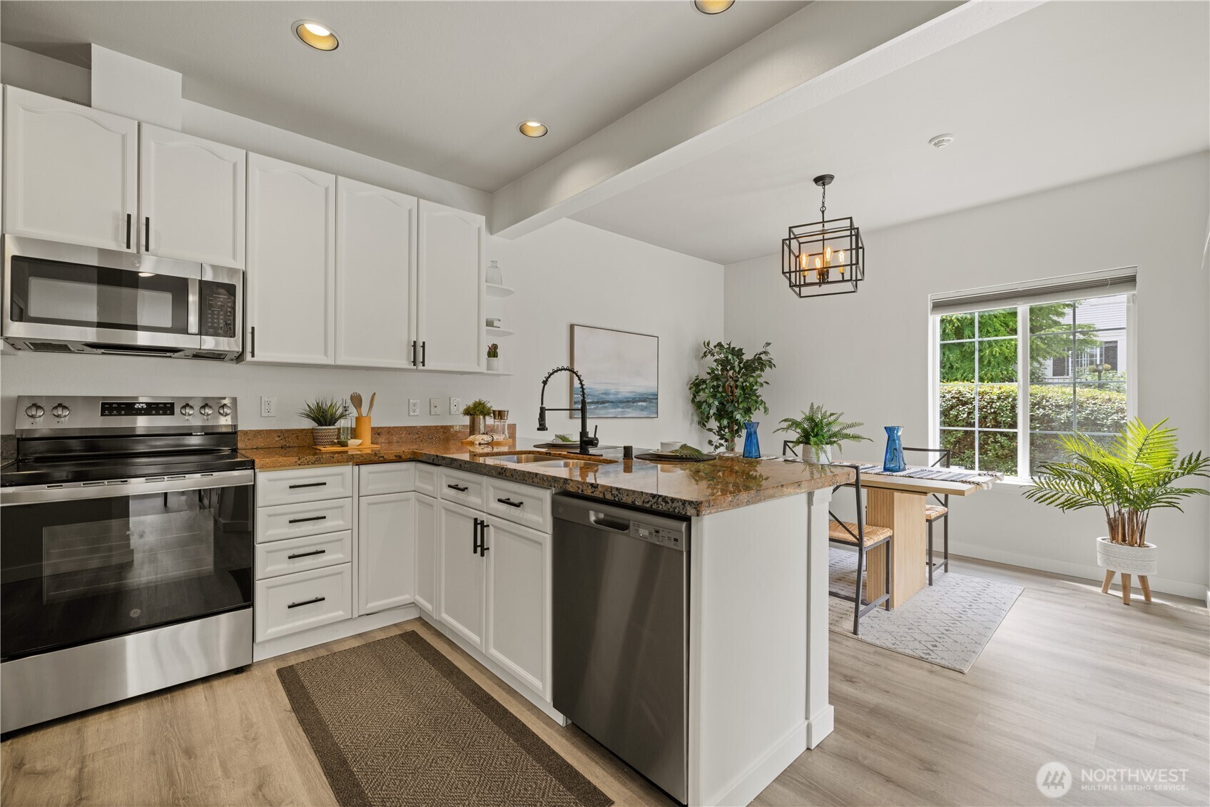 Property Photo:  10909  Avondale Road NE K141  WA 98052 