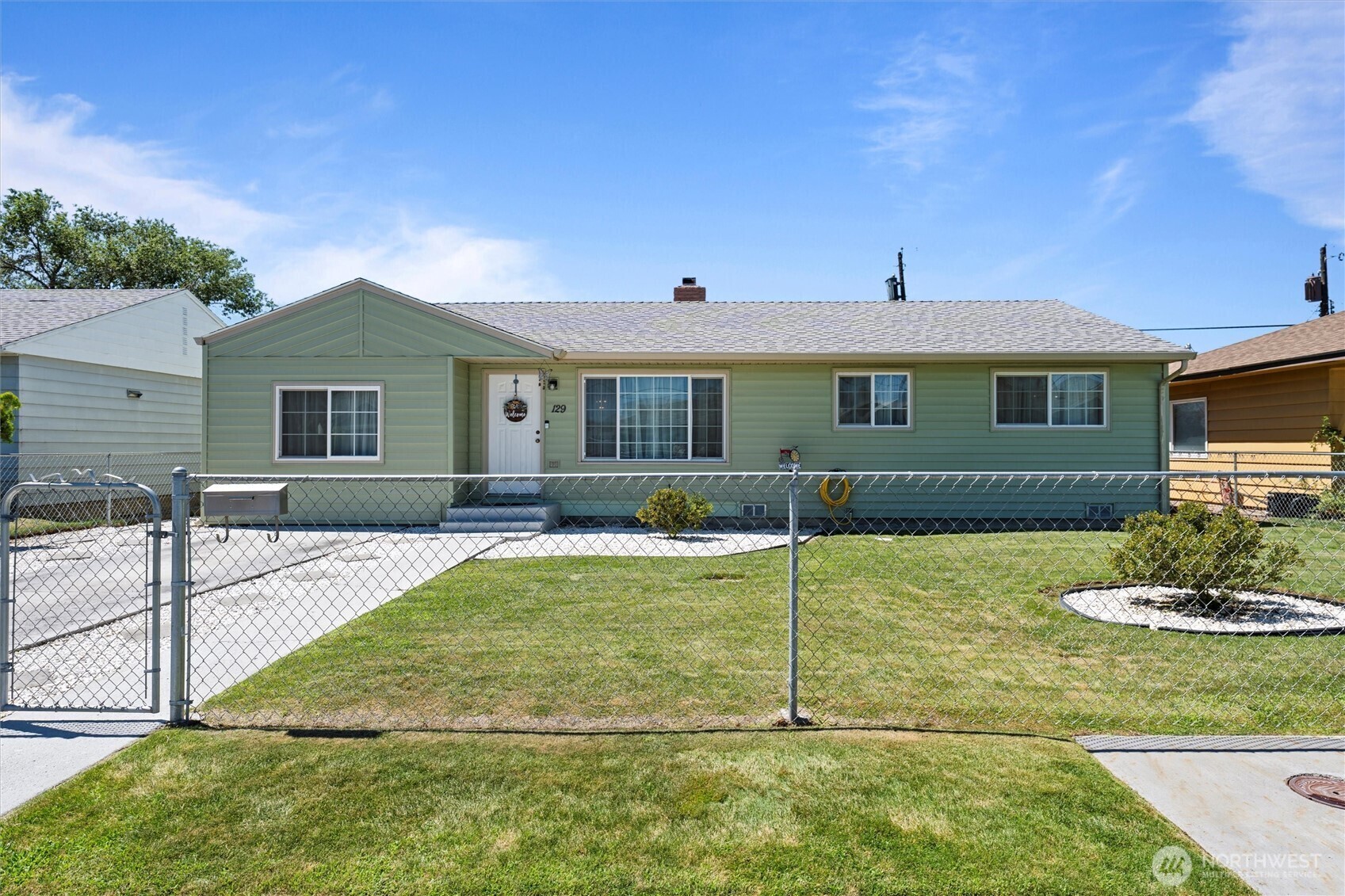 Property Photo: 129 H Street NE WA 98823