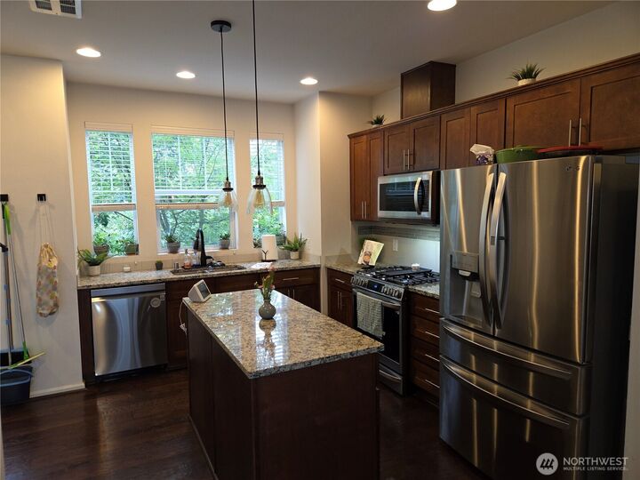 Property Photo:  11004  20th Drive SE  WA 98208 