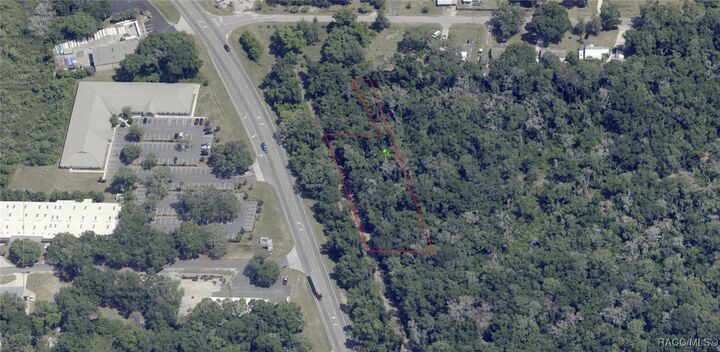 Property Photo: 2306 Highway 41 N FL 34453