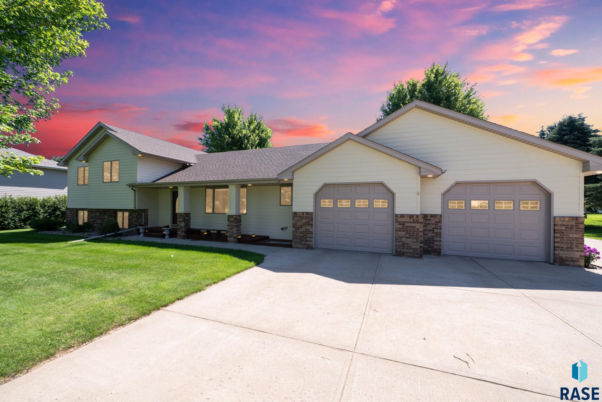 Property Photo: 26680 Dayspring Cir SD 57033