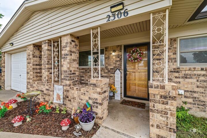 Property Photo:  2306 Brown St  TX 76903 