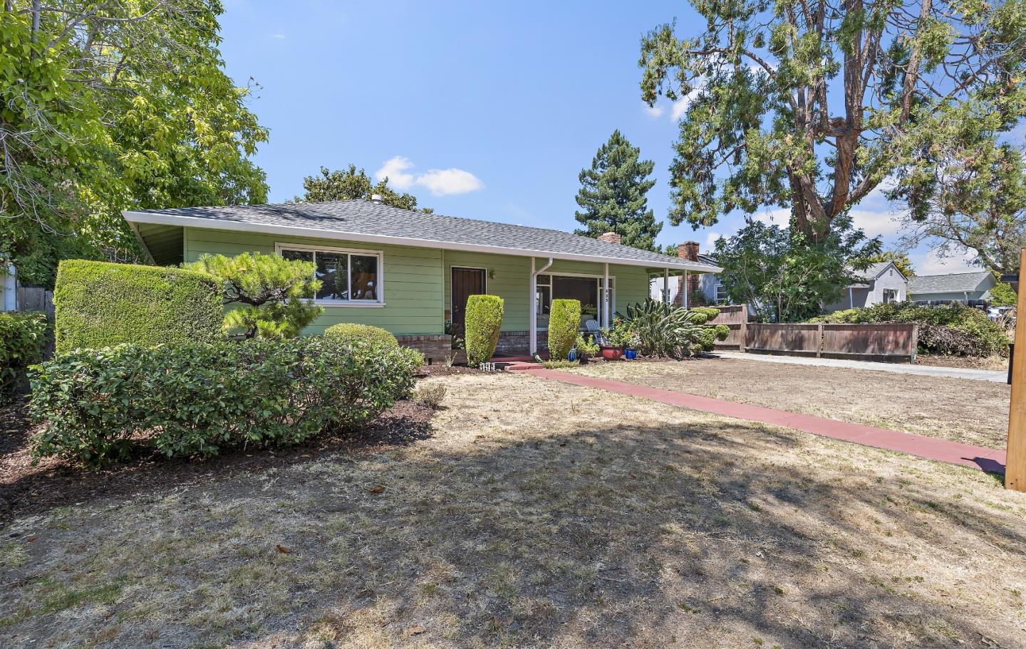 Property Photo:  655 Eisenhower Drive  CA 95128 