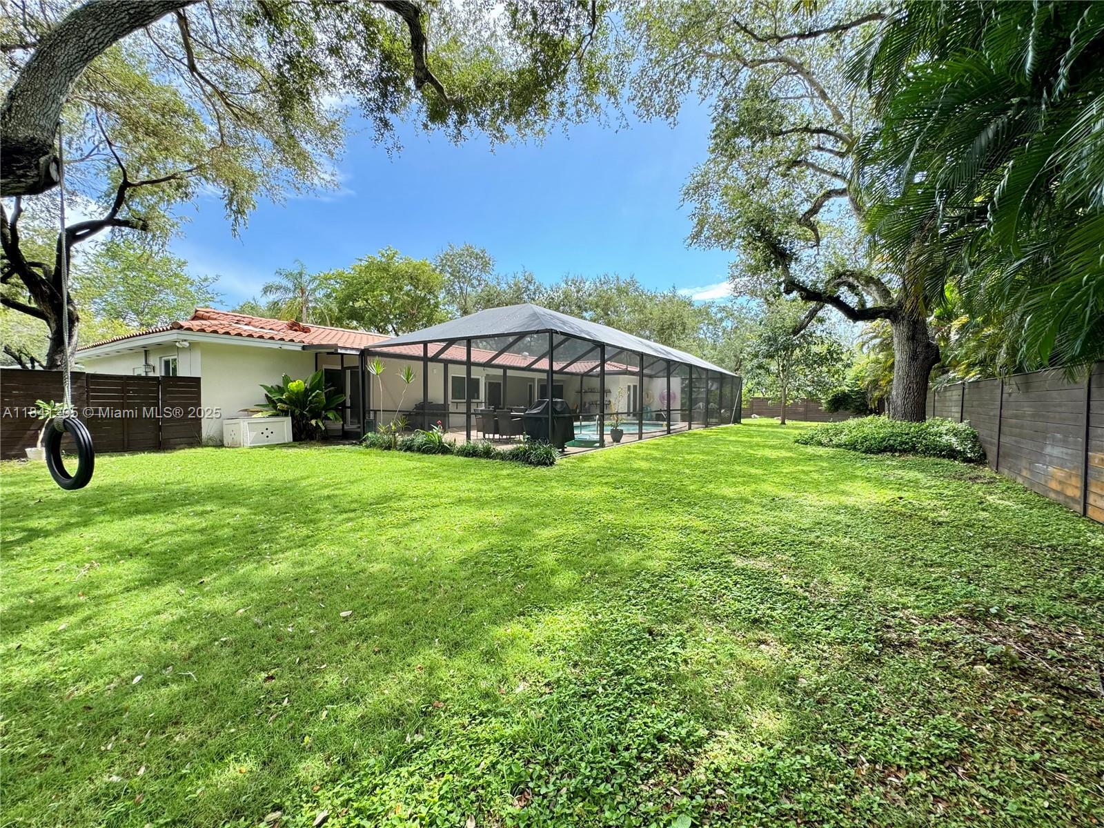 Property Photo: 7450 SW 165th Ter FL 33157