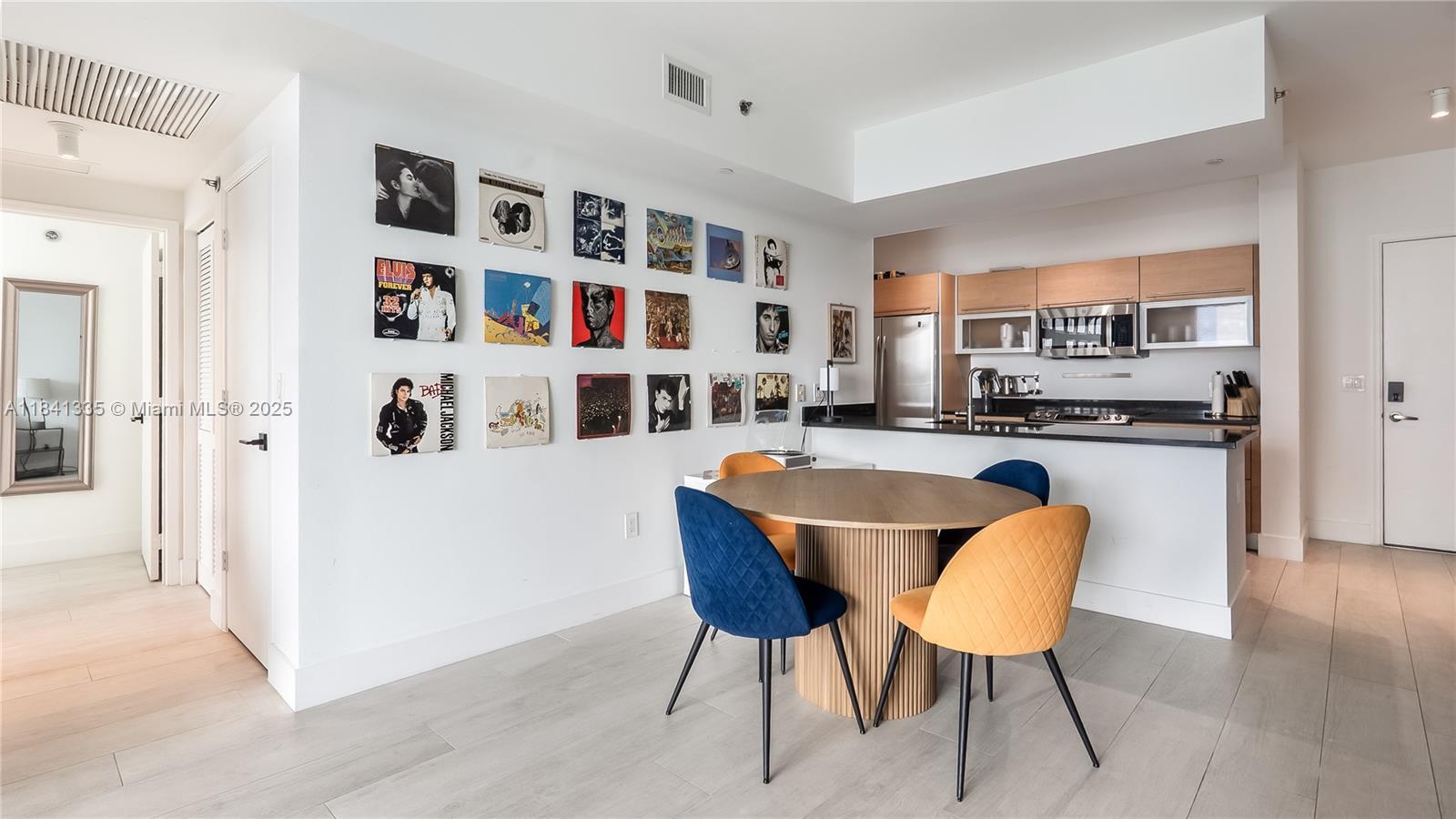 Property Photo: 950 Brickell Bay Dr 3500 FL 33131
