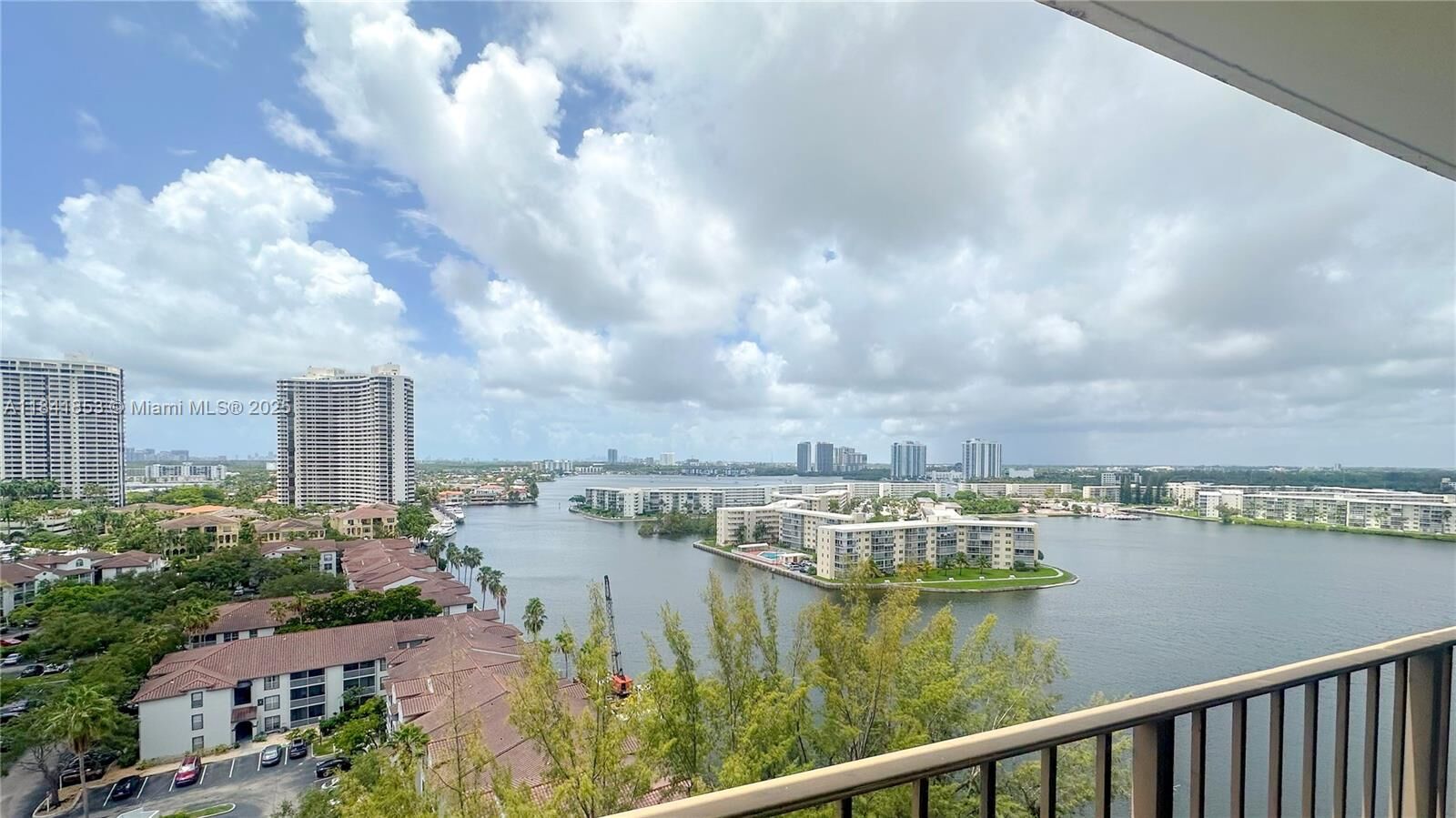 Property Photo:  18151 NE 31st Ct 1603  FL 33160 