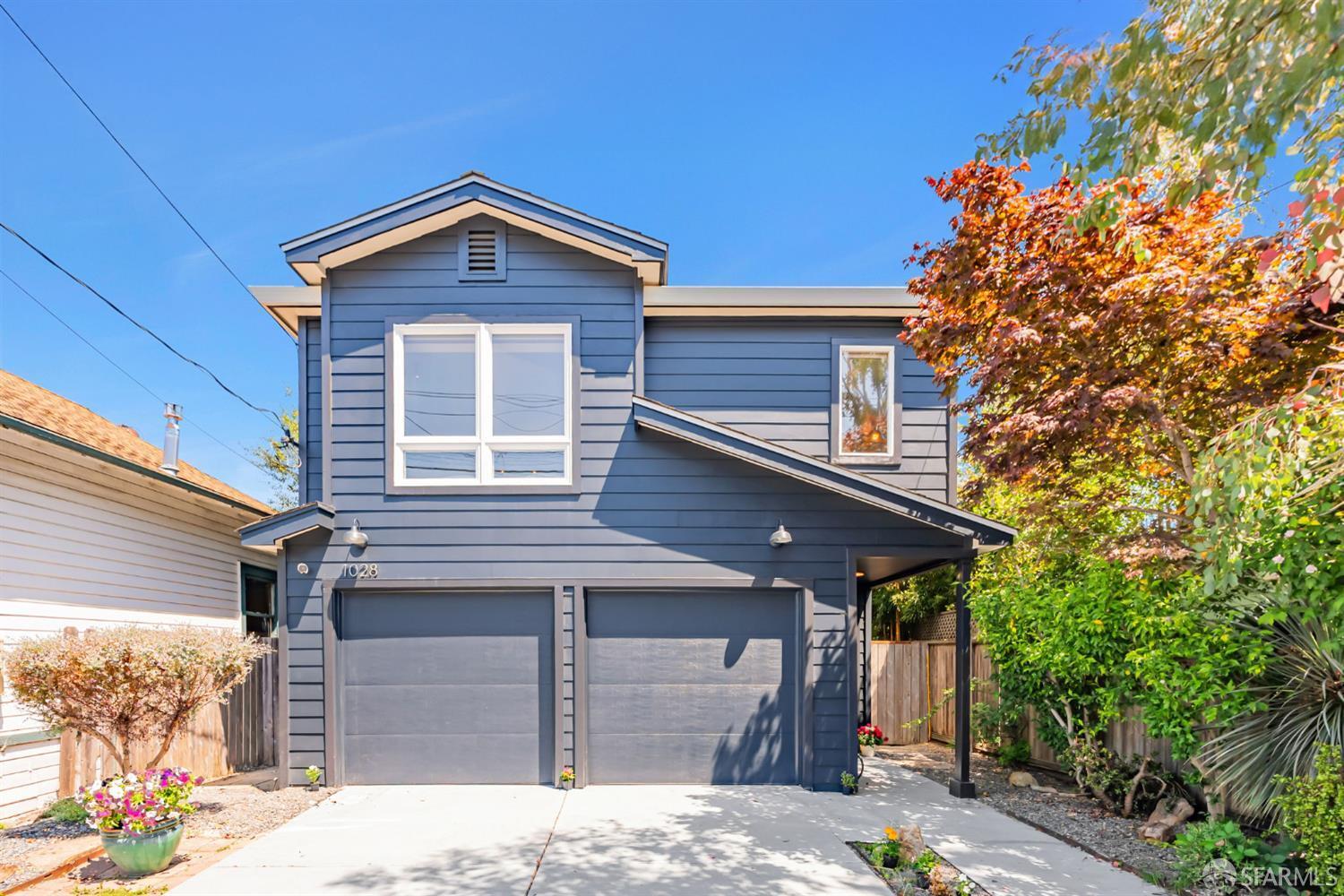 Property Photo: 1028 55 Street CA 94608