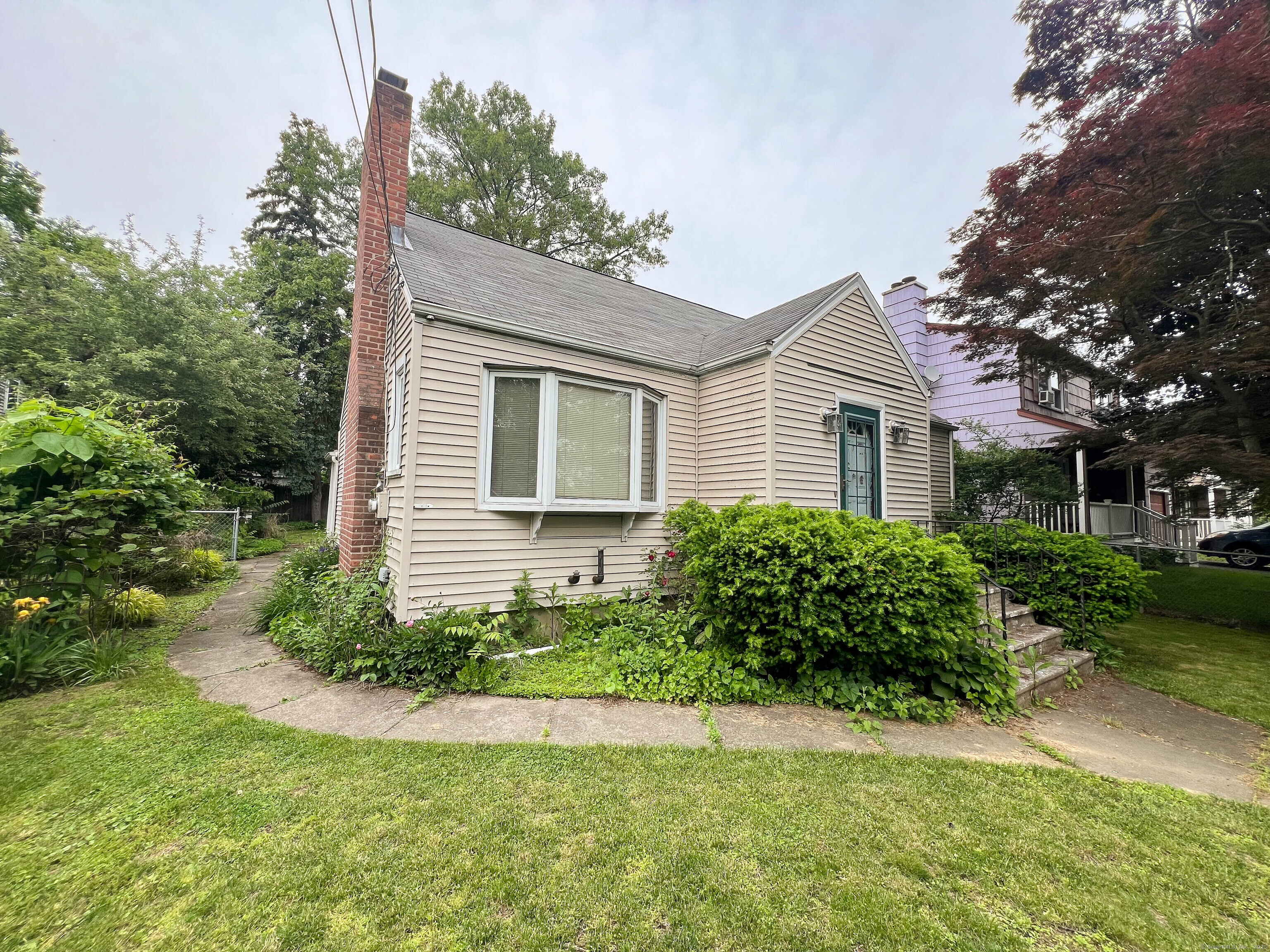 Property Photo: 110 Wilkins Avenue CT 06606