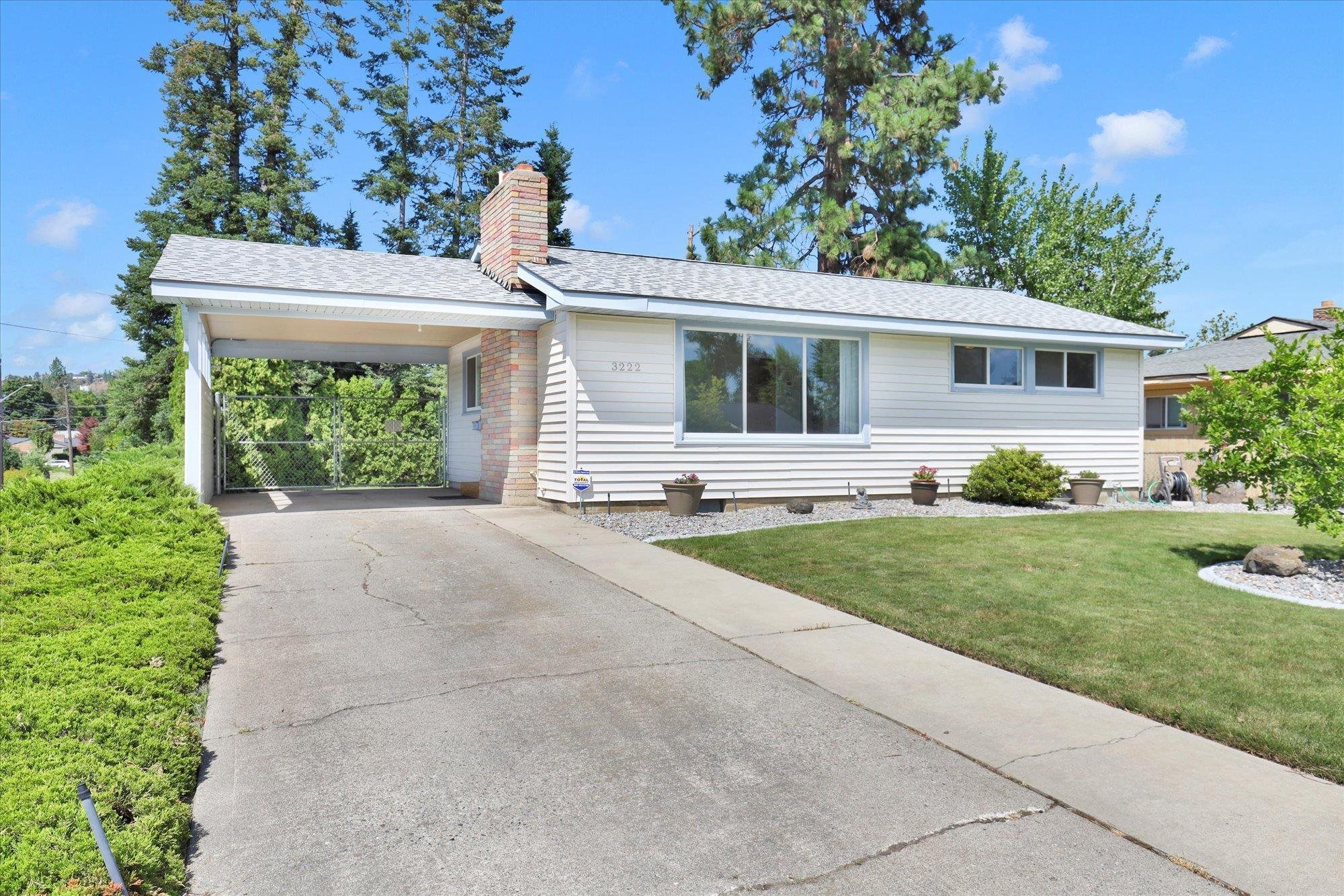 Property Photo:  3222 W Eloika Ave  WA 99205 