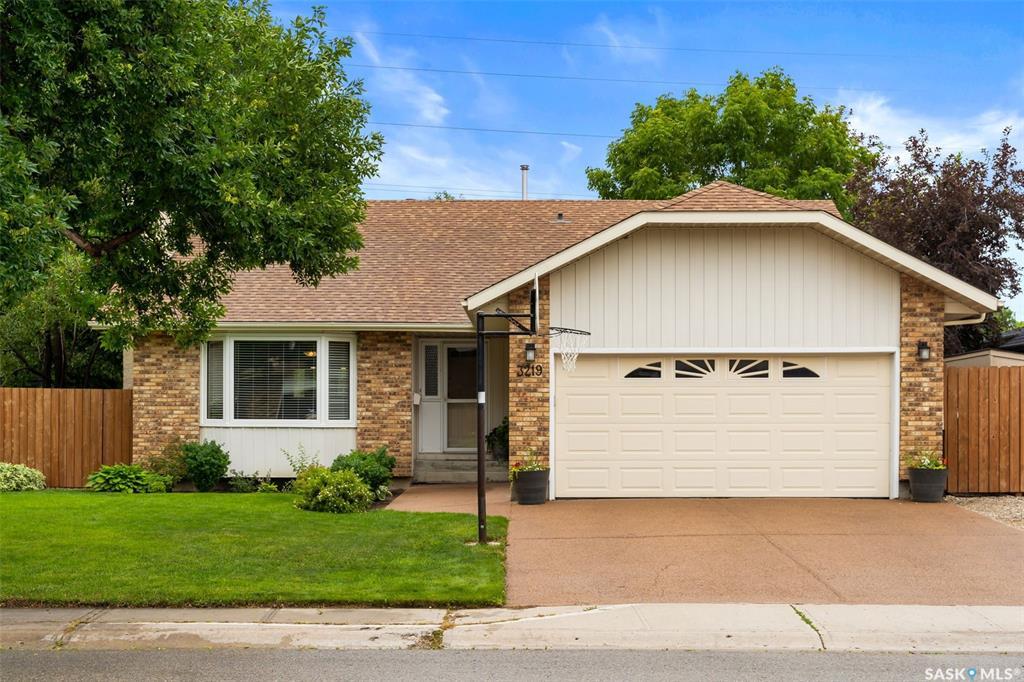 3219 Margaret Road  Regina SK S4V 1B2 photo