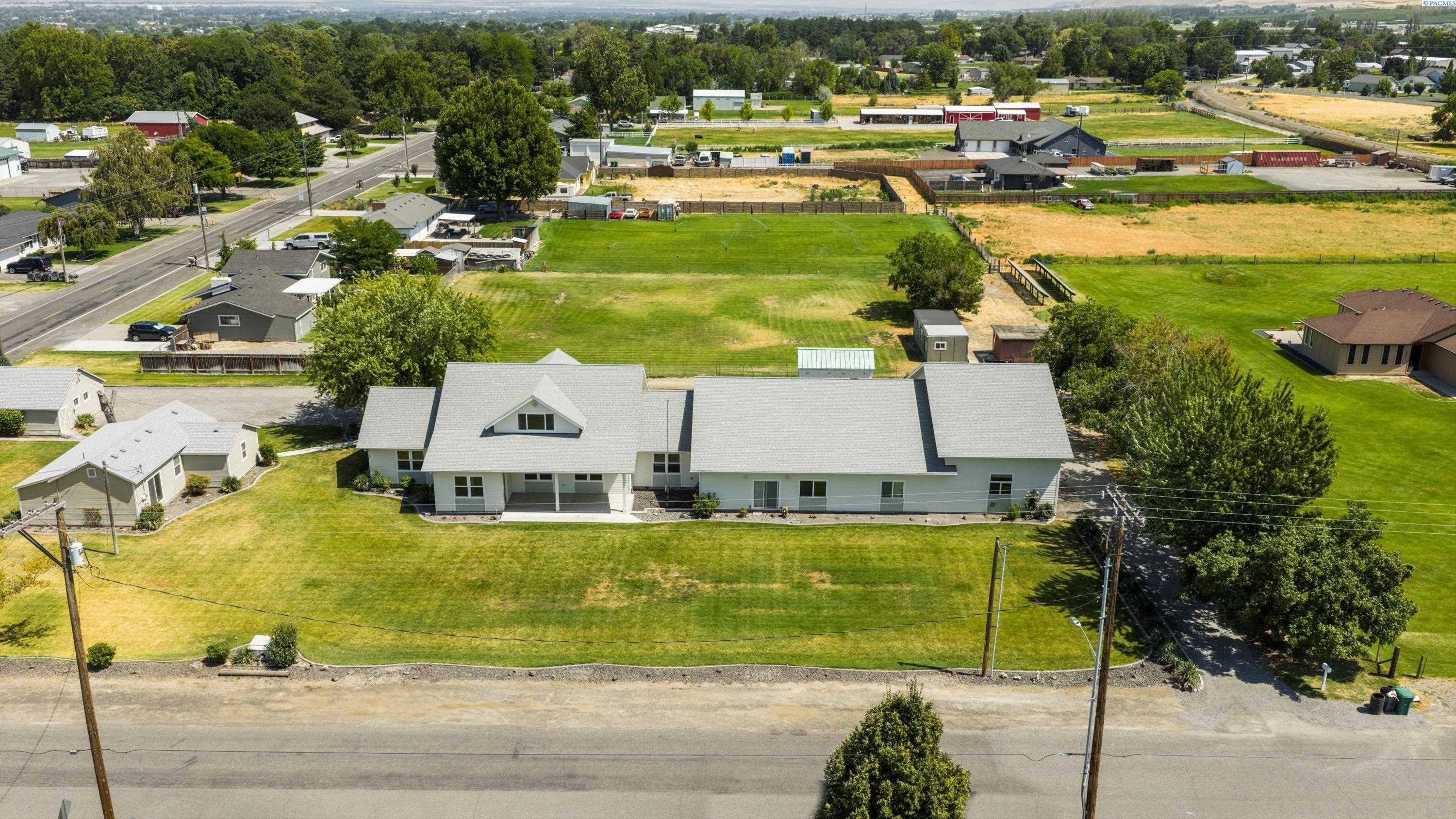 4209 S Cascade St  Kennewick WA 99337 photo