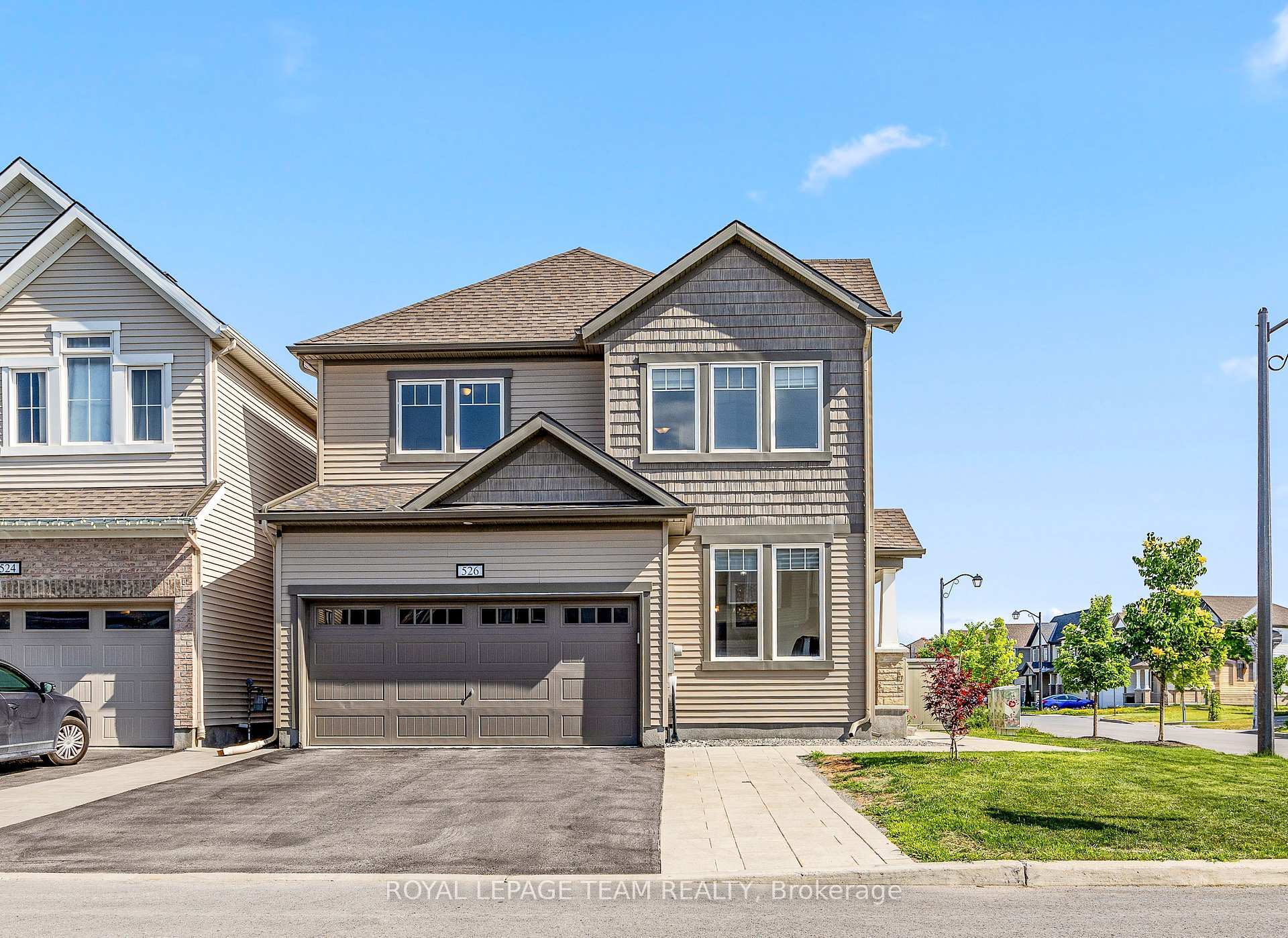 Photo de la propriété:  526 Alcor Terrace  ON K2J 6N6 