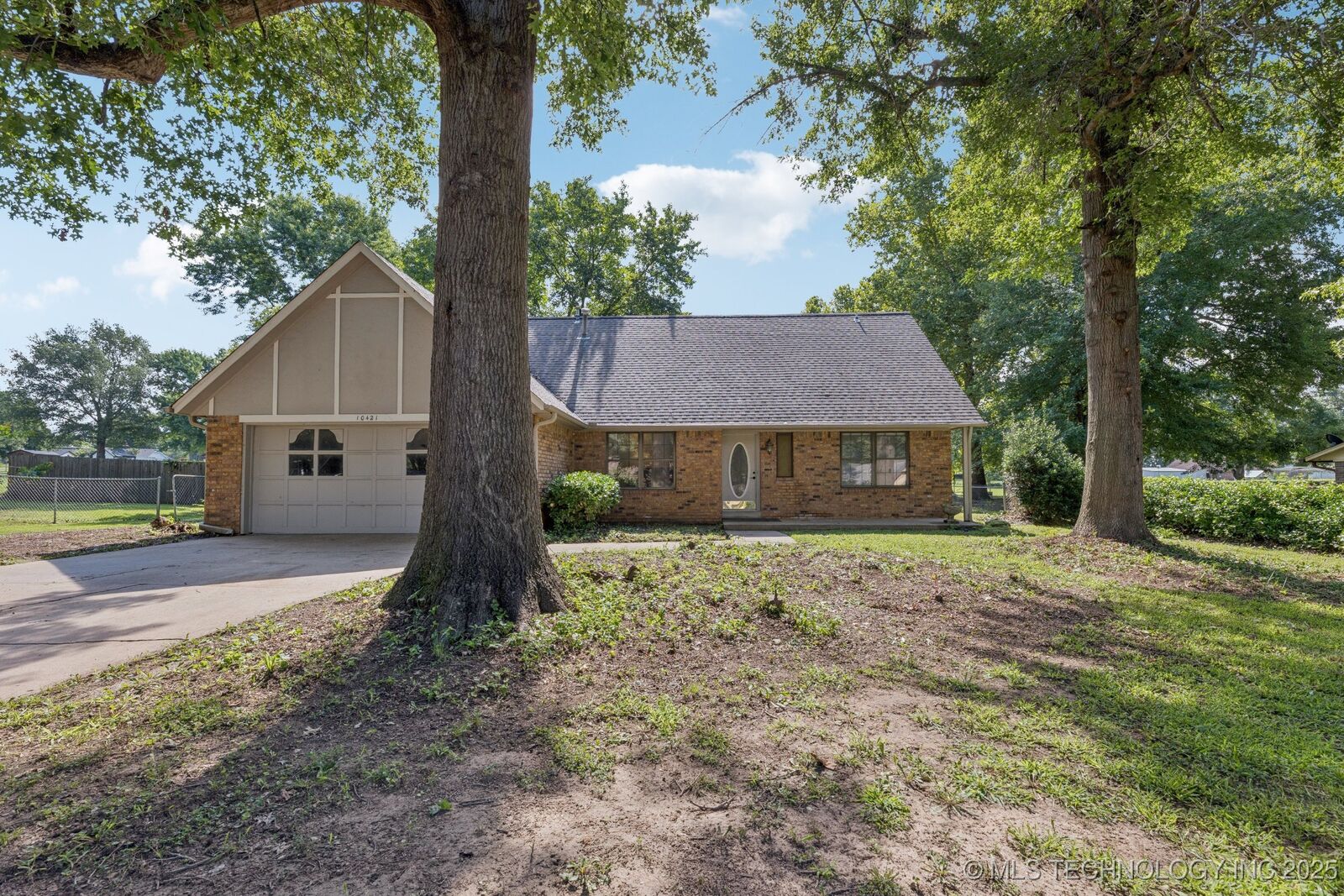 Property Photo:  10421 S 197th  OK 74014 