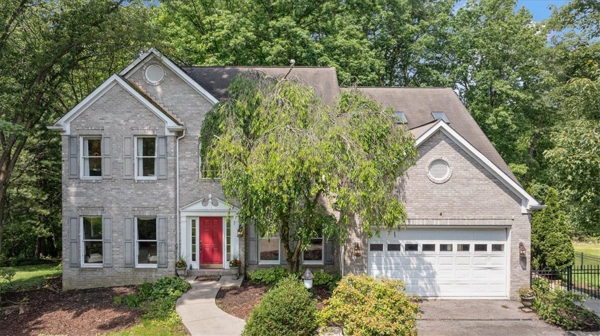Property Photo:  2001 Buckingham Dr  PA 16046 