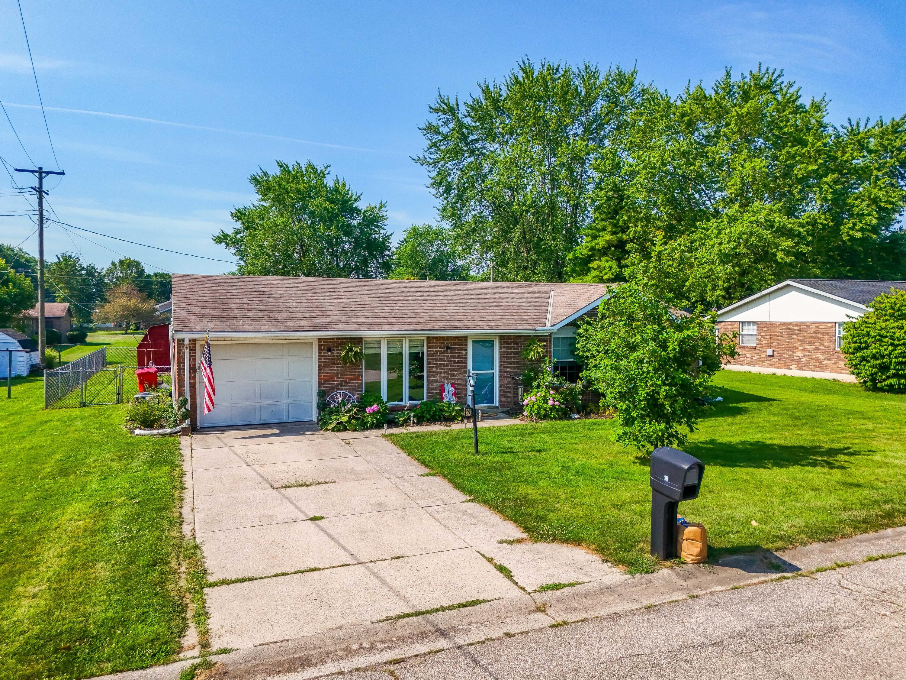 Property Photo: 18 Edgewood Drive OH 43344