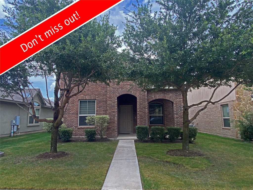 Property Photo: 1044 Britt Lane TX 78641