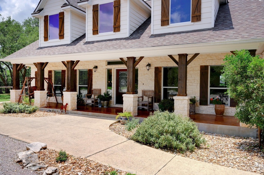 Property Photo: 1031 Water Park Road TX 78676