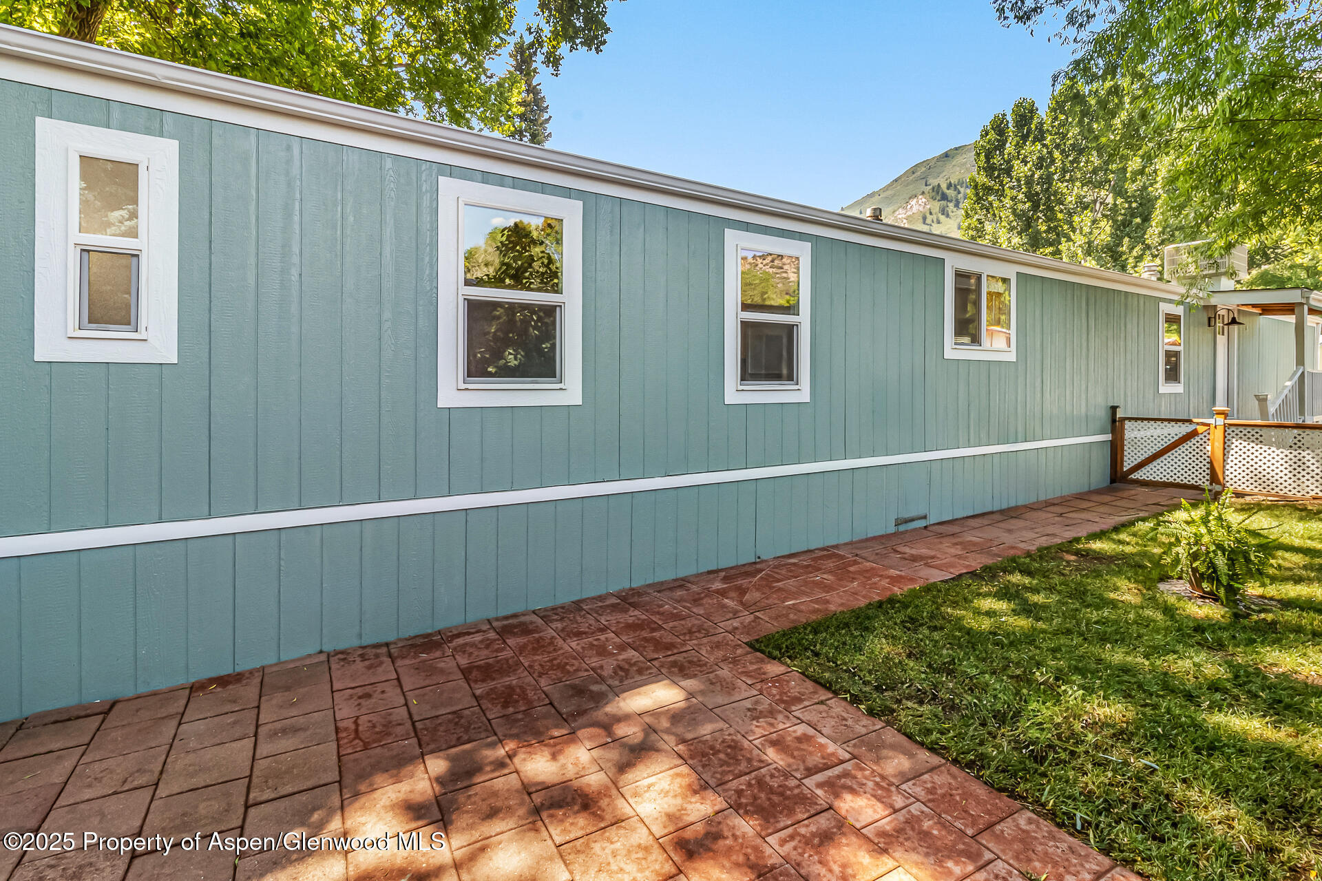 Property Photo:  1208 Hollybrook Lane  CO 81601 