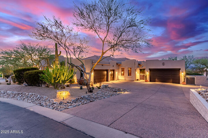 Property Photo: 4317 N Brighton Circle AZ 85207