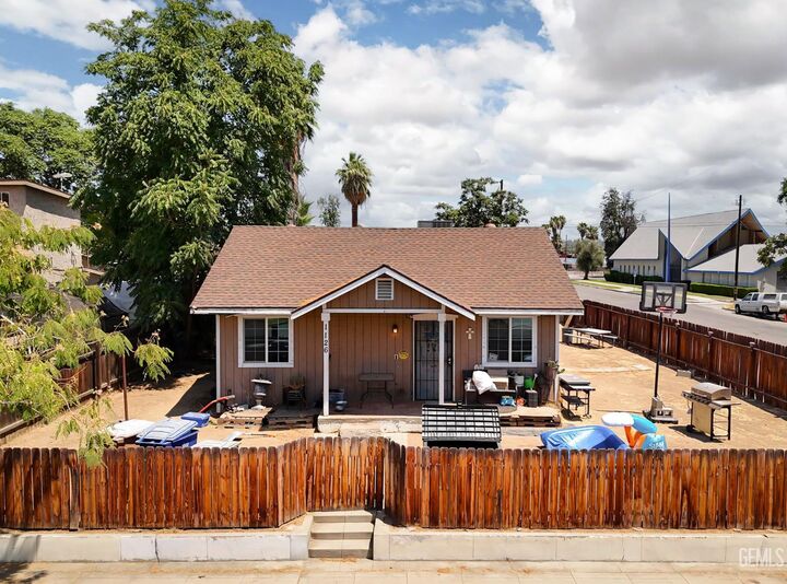 0 E 18th  Bakersfield CA 93306 photo