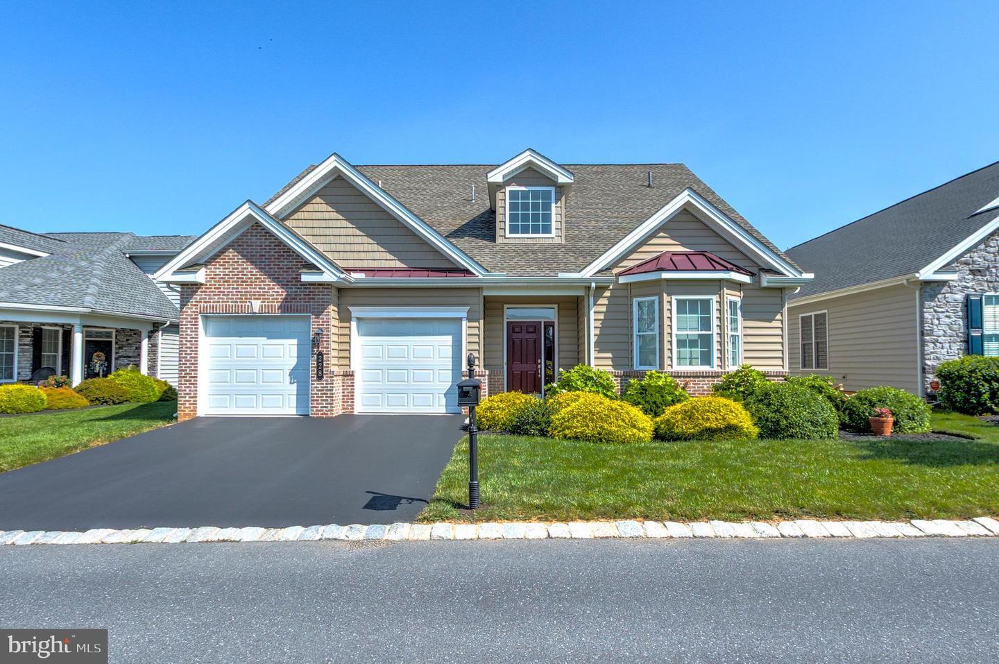 228 Loyal Drive  Mechanicsburg PA 17050 photo