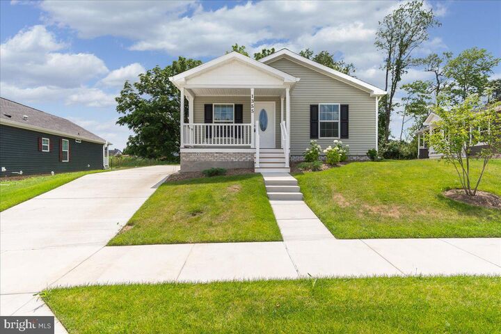 Property Photo:  1355 Connecticut Avenue  MD 21740 