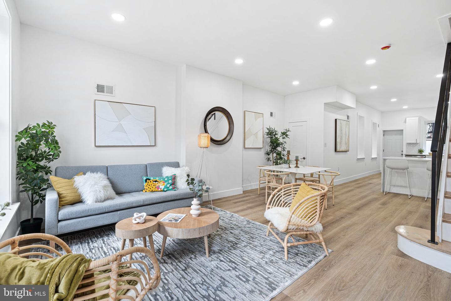 Property Photo:  908 Reed Street  PA 19147 
