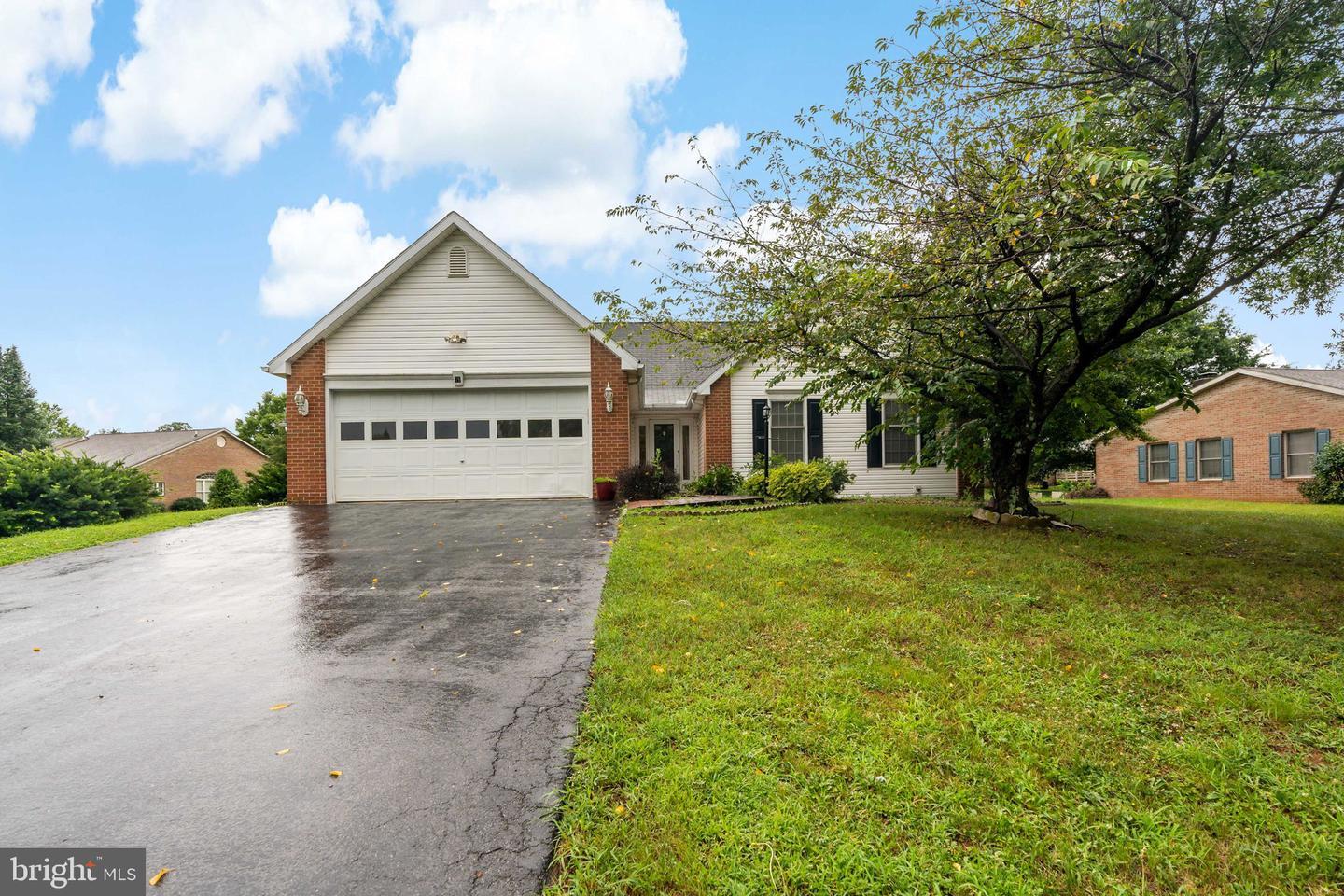 Property Photo: 75 Yale Lane WV 25419