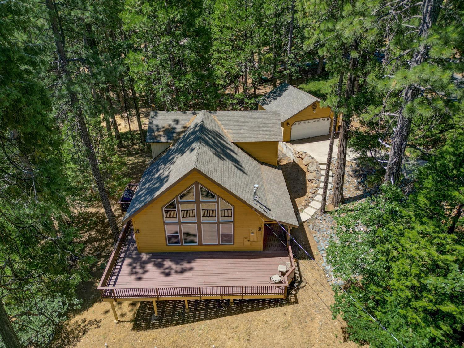 Property Photo: 2746 Quartz Drive CA 95223