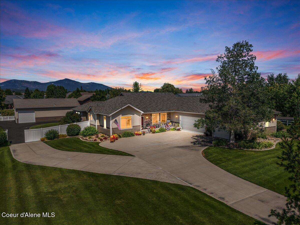 Property Photo:  1287 W Grange Ave  ID 83854 