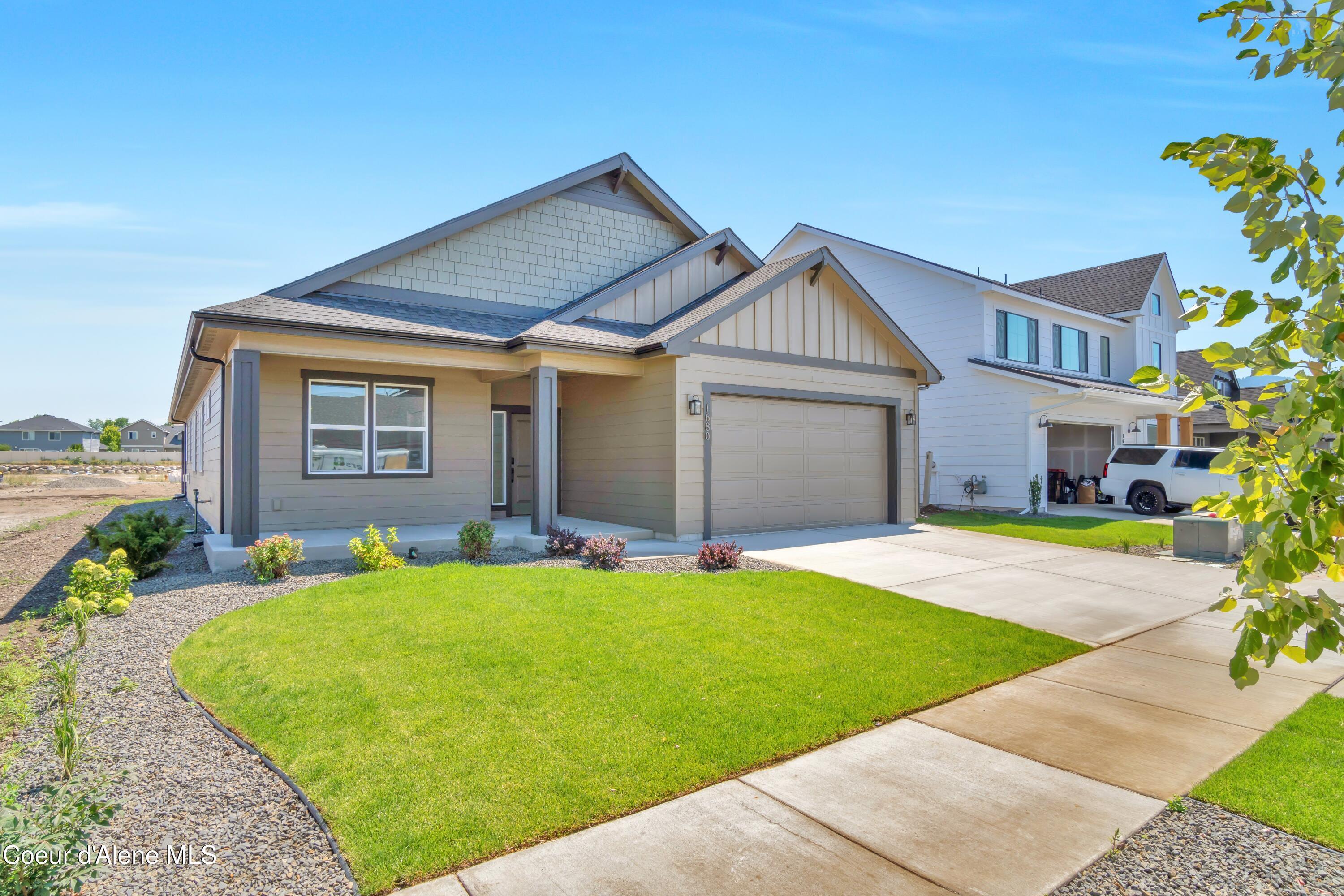 Property Photo: 1680 W Alsea Loop ID 83854